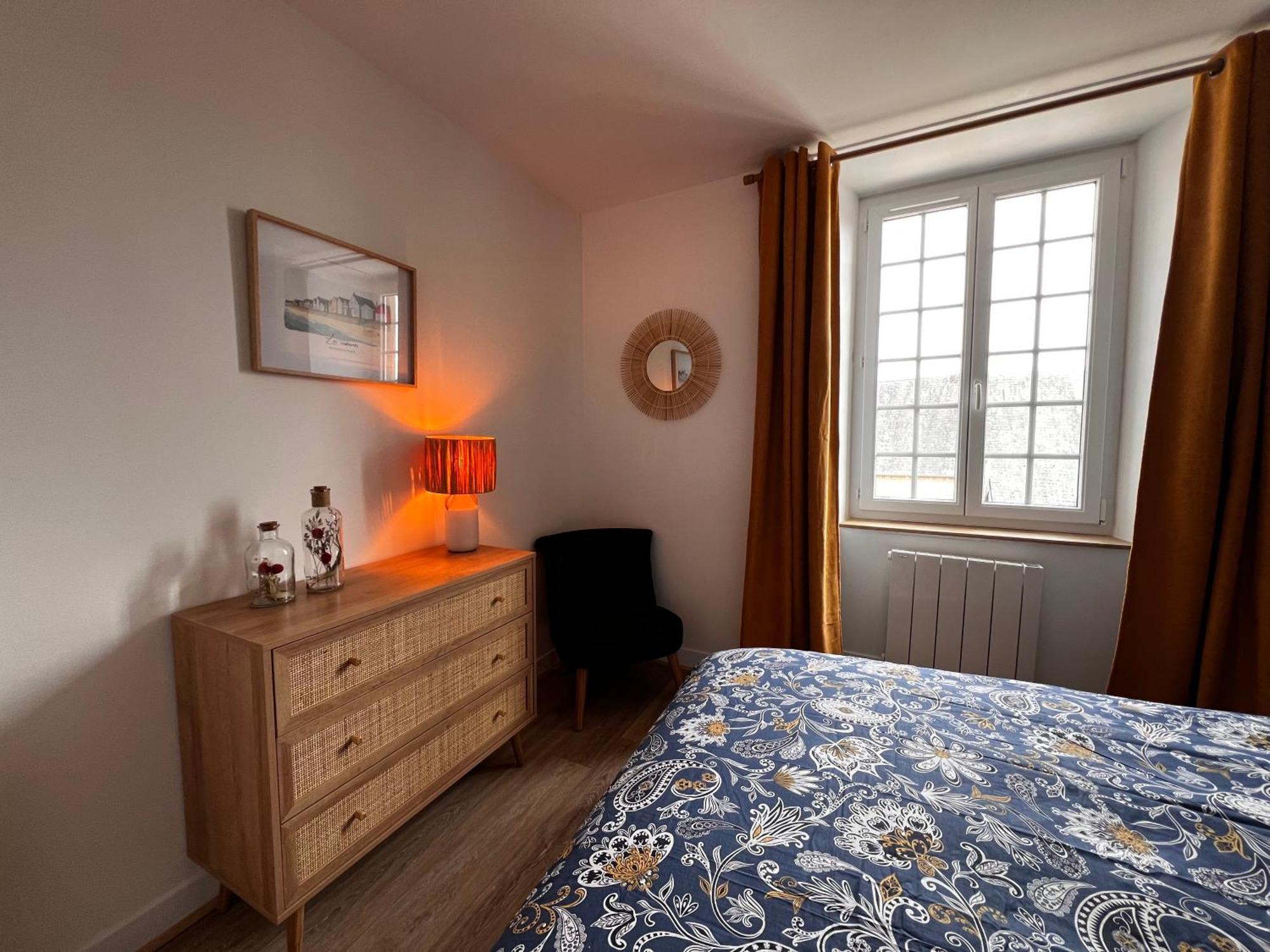 Appartement Gordon Smith, En Plein Centre, 4 Pers Sainte-Mere-Eglise Exterior photo